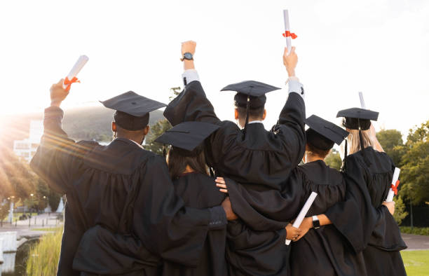 Graduating Seniors: Enter our Scholarship Contest
